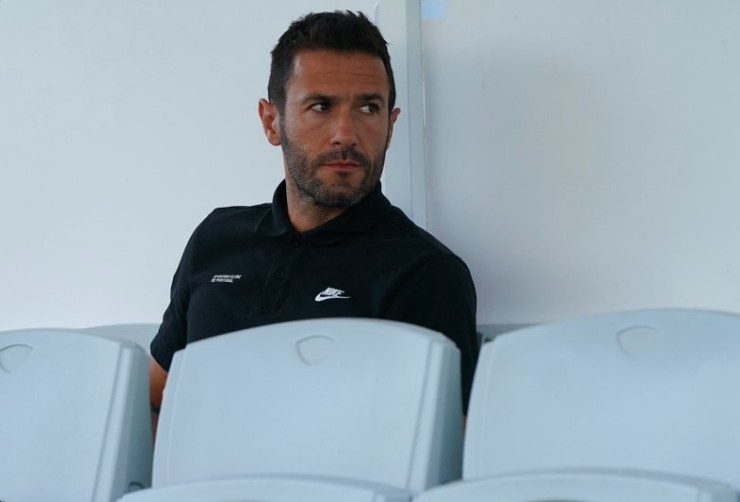 羅馬諾:曼城正接觸葡體總監(jiān)維亞納,董事會(huì)也在推動(dòng)瓜帥留任